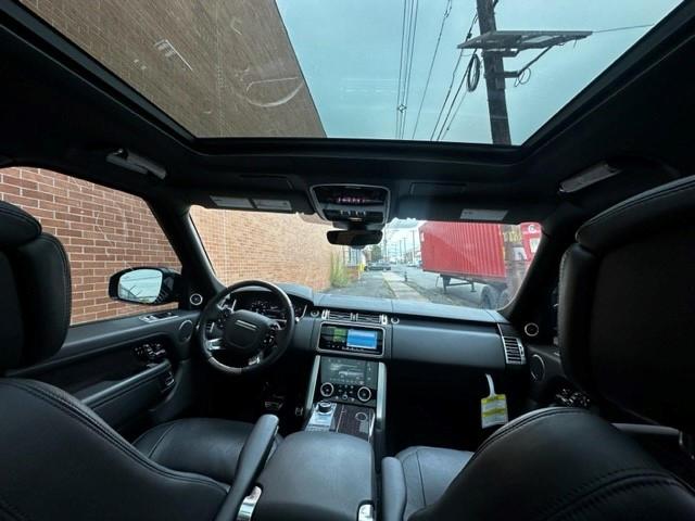 SALGV5SE0MA415866 - 2021 LAND ROVER RANGE ROVE AUTOBIOGRAPHY GRAY photo 9