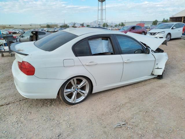 WBAPH5G59ANM35803 - 2010 BMW 328 I SULEV WHITE photo 3