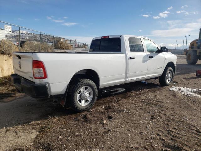 3C63R3GL2NG216365 - 2022 RAM 3500 TRADESMAN WHITE photo 3