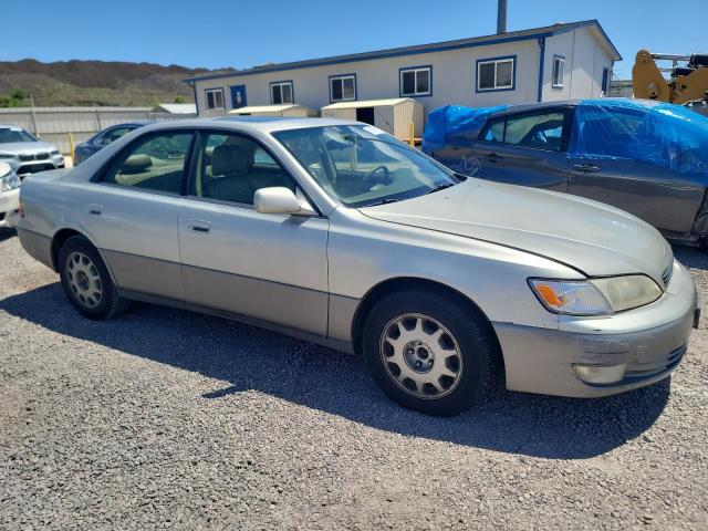 JT8BF22GXV0030030 - 1997 LEXUS ES 300 SILVER photo 4