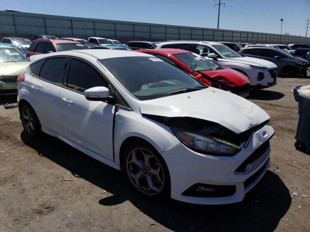 1FADP3L90FL368846 - 2015 FORD FOCUS ST WHITE photo 4