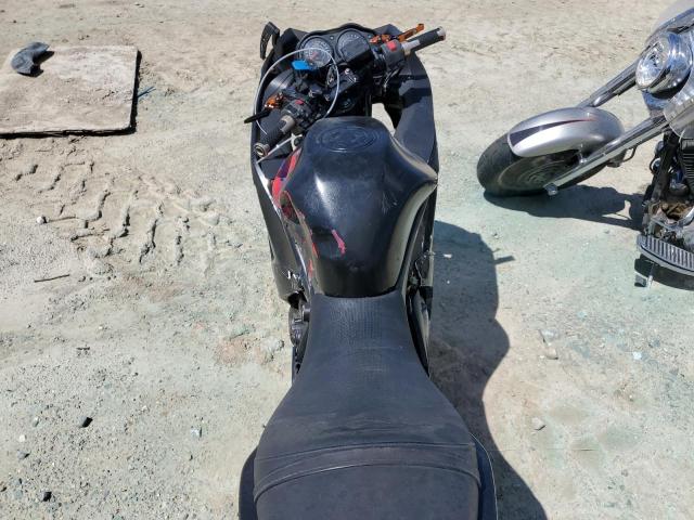 JKAEXEA186A009712 - 2006 KAWASAKI EX650 A6F BLACK photo 6