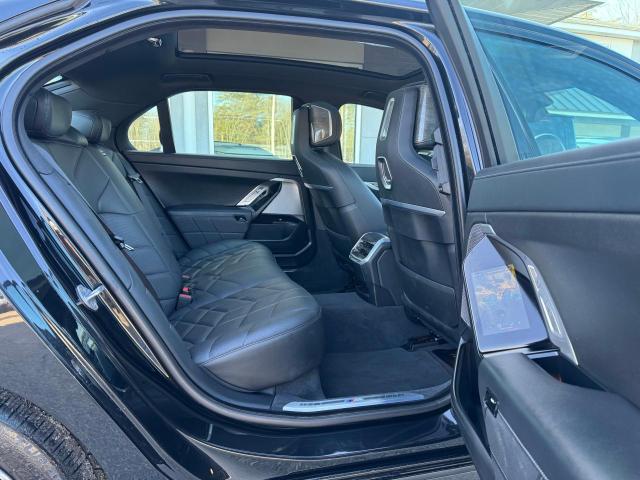 WBA33EH08RCP86788 - 2024 BMW 740 XI BLACK photo 6