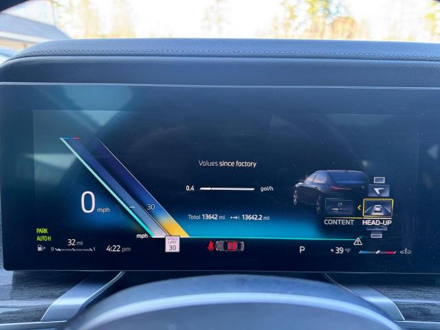 WBA33EH08RCP86788 - 2024 BMW 740 XI BLACK photo 8