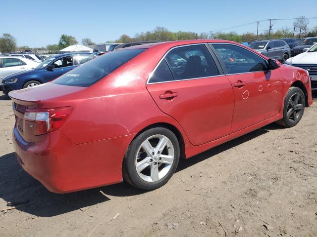 4T1BF1FK7CU563044 - 2012 TOYOTA CAMRY BASE RED photo 3