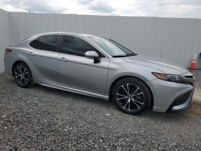 4T1G11AKXPU730918 - 2023 TOYOTA CAMRY SE NIGHT SHADE SILVER photo 4