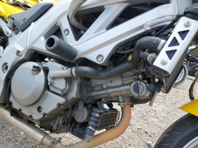 JS1VP53A242101399 - 2004 SUZUKI SV650 YELLOW photo 7