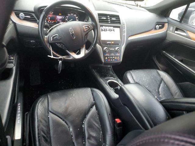 5LMCJ3C96HUL52275 - 2017 LINCOLN MKC RESERVE Grau Foto 8