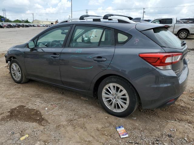 4S3GTAD66J3742946 - 2018 SUBARU IMPREZA PREMIUM PLUS GRAY photo 2