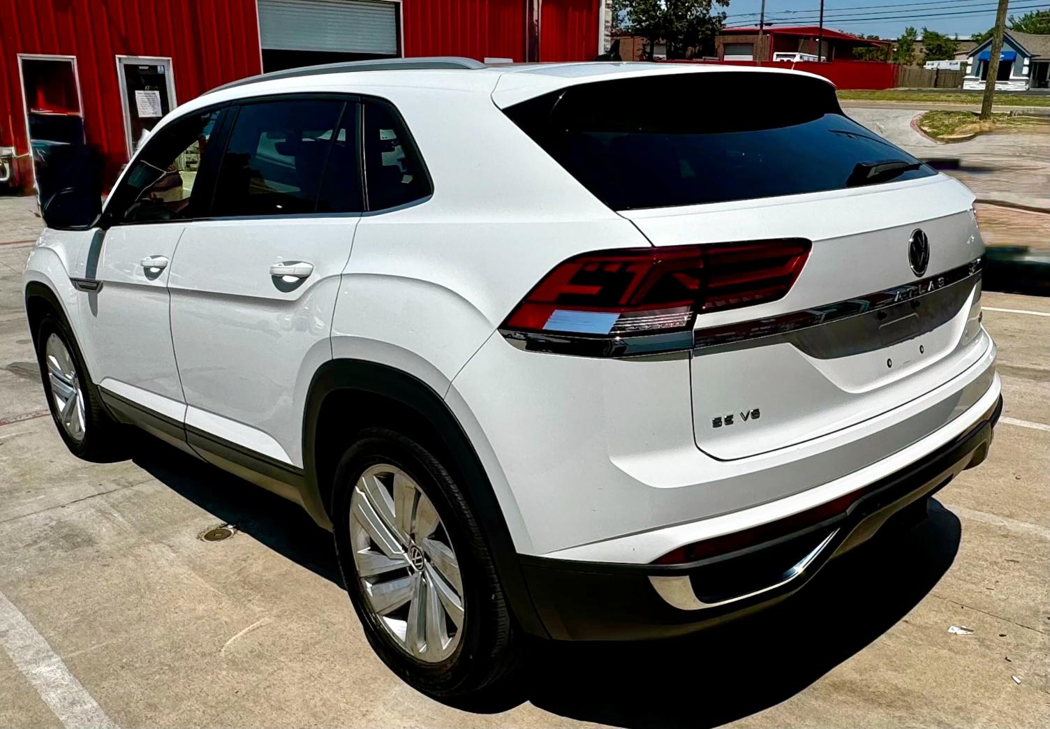 1V2KE2CA2MC222522 - 2021 VOLKSWAGEN ATLAS CROS SE WHITE photo 3