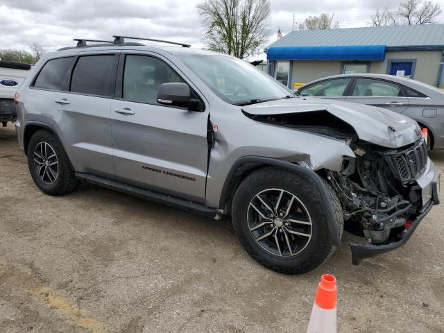 1C4RJFLG8JC164774 - 2018 JEEP GRAND CHER TRAILHAWK 银色 照片 4