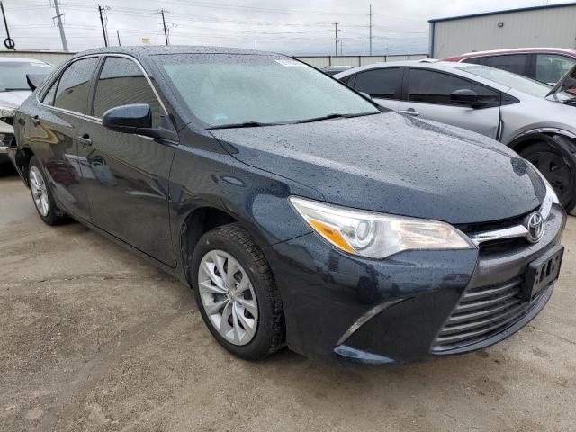 4T1BF1FK5HU666695 - 2017 TOYOTA CAMRY LE CHARCOAL photo 4