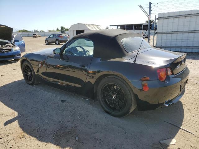 4USBT33594LR68461 - 2004 BMW Z4 2.5 BLACK photo 2