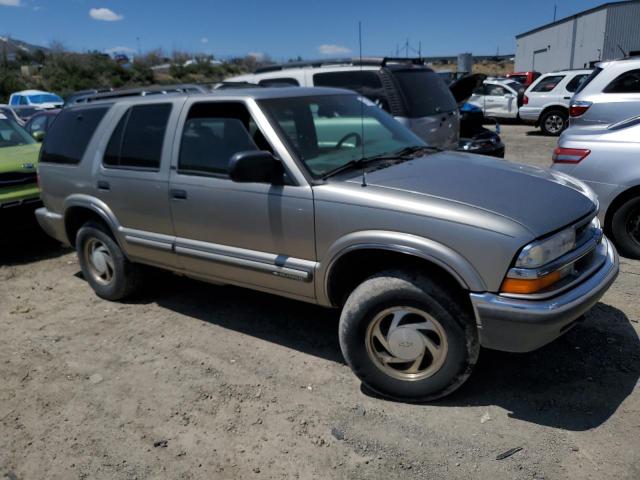 1GNDT13W712223860 - 2001 CHEVROLET BLAZER SILVER photo 4