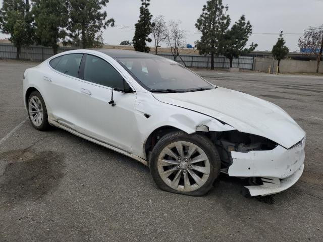 5YJSA1E21JF297028 - 2018 TESLA MODEL S 白色 照片 4