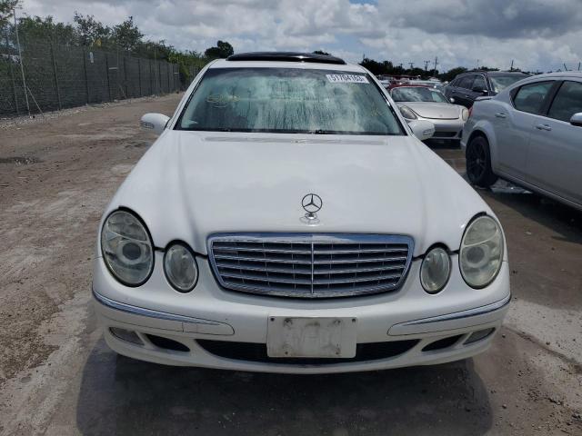 WDBUF82J94X116555 - 2004 MERCEDES-BENZ E 320 4MATIC WHITE photo 5