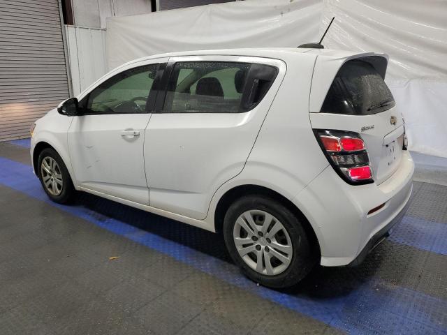 1G1JG6SH6H4159477 - 2017 CHEVROLET SONIC WHITE photo 2