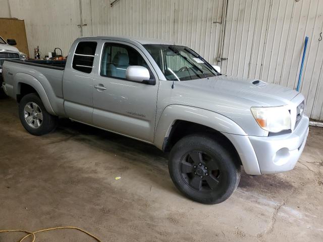 5TEUU42N55Z103444 - 2005 TOYOTA TACOMA ACCESS CAB SILVER photo 4