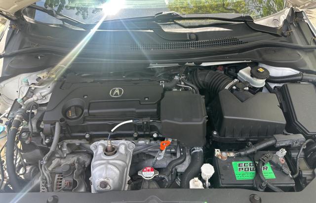 19UDE2F80HA002110 - 2017 ACURA ILX PREMIUM TECH თეთრი ფოტო 7