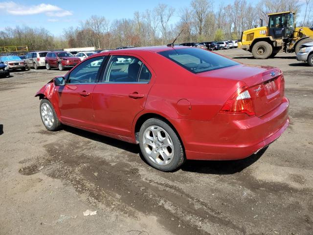 3FAHP0HA7AR133129 - 2010 FORD FUSION SE RED photo 2