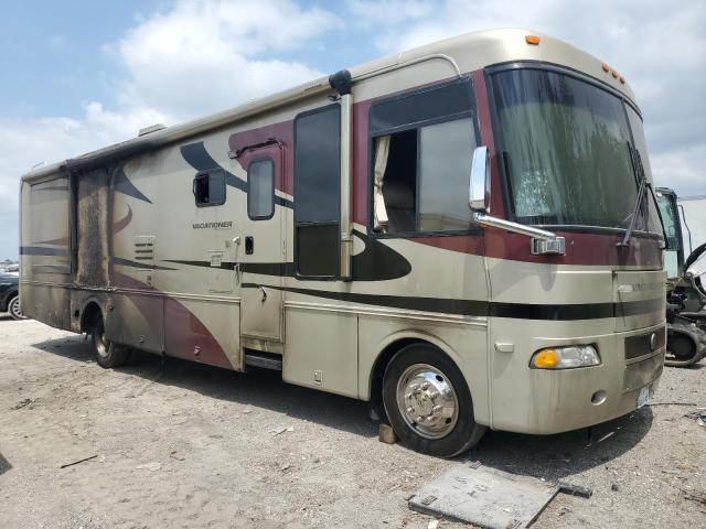 2004 WORKHORSE CUSTOM CHASSIS MOTORHOME W22, null