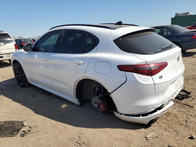 ZASPAKBN5L7C77617 - 2020 ALFA ROMEO STELVIO TI WHITE photo 2