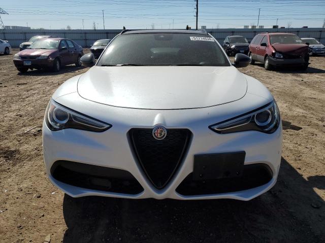 ZASPAKBN5L7C77617 - 2020 ALFA ROMEO STELVIO TI WHITE photo 5