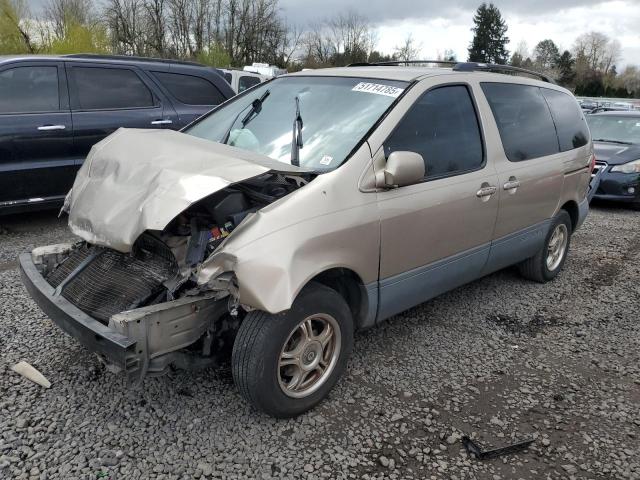 2002 TOYOTA SIENNA LE, 