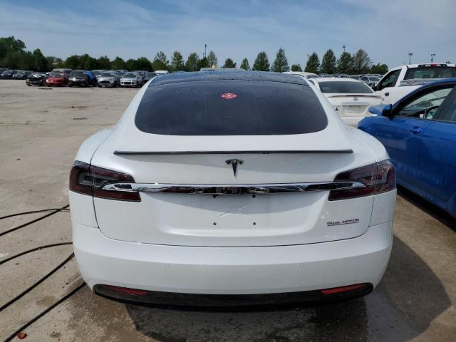 5YJSA1E44LF389092 - 2020 TESLA MODEL S WHITE photo 6