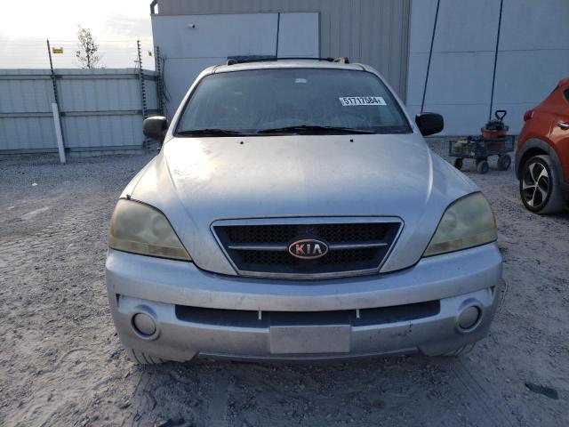 KNDJD733355337229 - 2005 KIA SORENTO EX SILVER photo 5