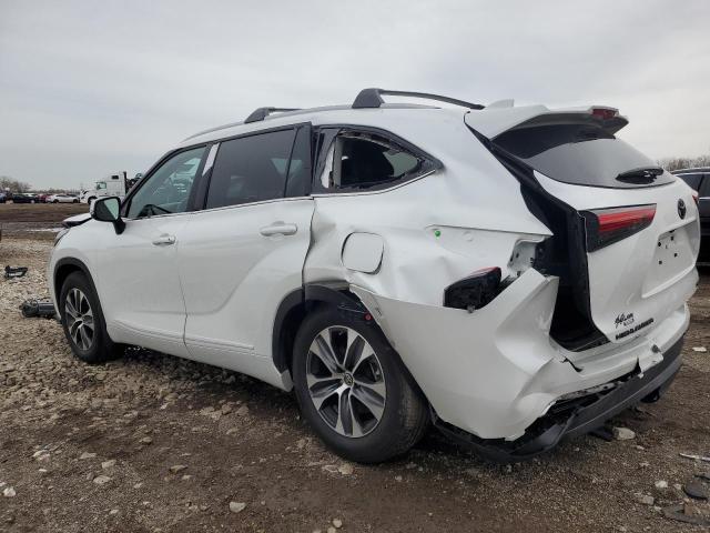 5TDGZRBH0NS254176 - 2022 TOYOTA HIGHLANDER XLE WHITE photo 2