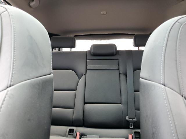 SJKCH5CP3HA021665 - 2017 INFINITI QX30 BASE Silber Foto 10