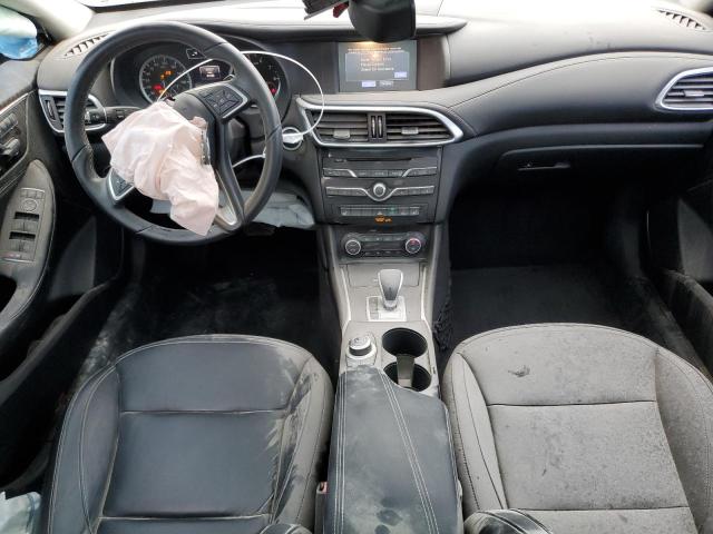 SJKCH5CP3HA021665 - 2017 INFINITI QX30 BASE Silber Foto 8