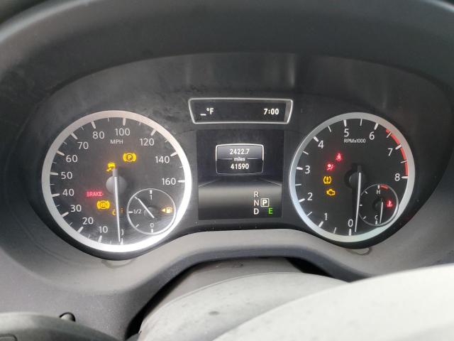 SJKCH5CP3HA021665 - 2017 INFINITI QX30 BASE Silber Foto 9