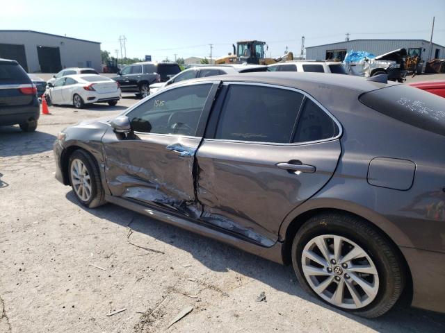 4T1R11AK1NU684692 - 2022 TOYOTA CAMRY LE GRAY photo 10