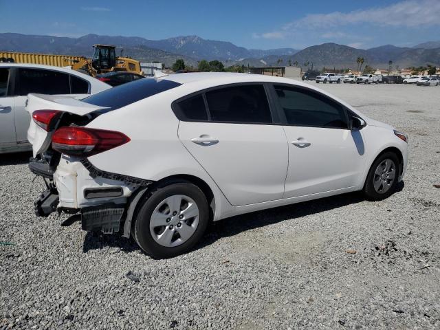 3KPFL4A71HE032625 - 2017 KIA FORTE LX WHITE photo 3