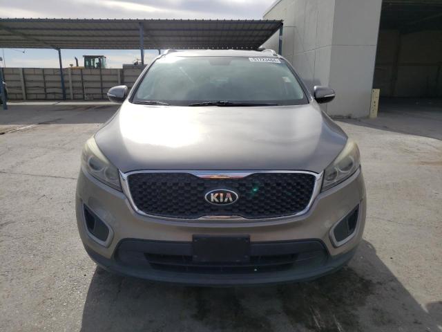 5XYPG4A57GG008676 - 2016 KIA SORENTO LX GRAY photo 5