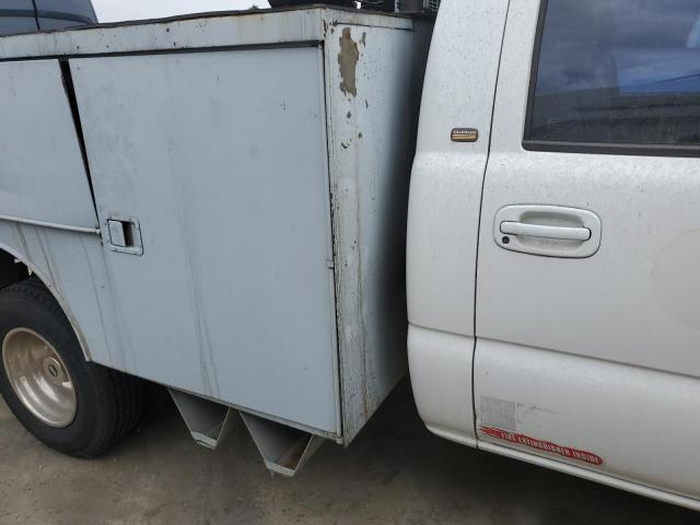 1GBJC34UX1F142112 - 2001 CHEVROLET SILVERADO C3500 WHITE photo 10