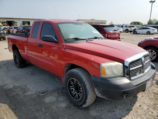 1D7HE22K05S329037 - 2005 DODGE DAKOTA ST RED photo 4