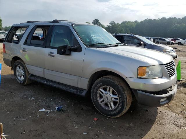 1FMRU15W34LA23058 - 2004 FORD EXPEDITION XLT SILVER photo 4