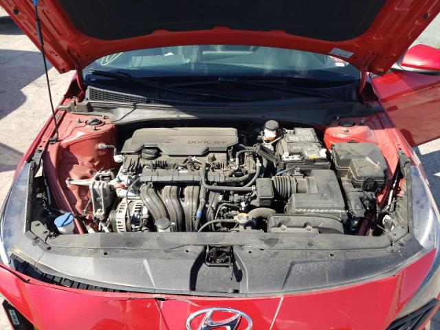 5NPLL4AG4MH042333 - 2021 HYUNDAI ELANTRA SE RED photo 11