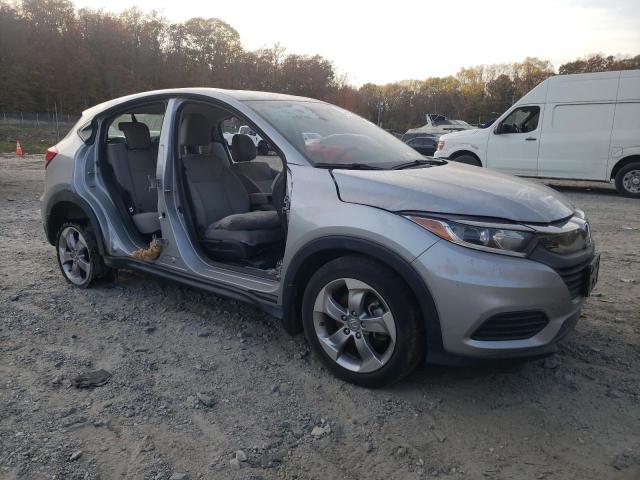 3CZRU5H34KM719706 - 2019 HONDA HR-V LX SILVER photo 4