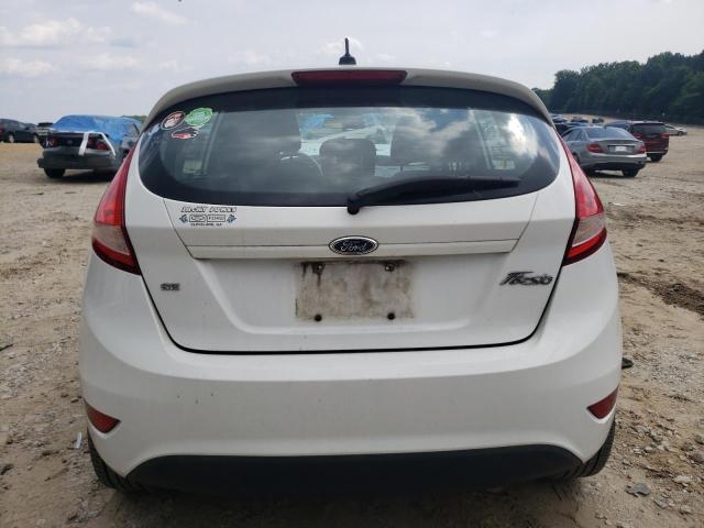 3FADP4EJ1DM215854 - 2013 FORD FIESTA SE WHITE photo 6