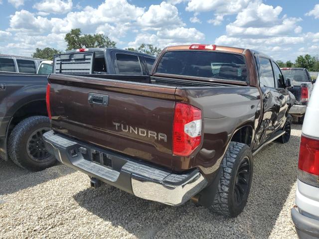 5TFEW5F18HX227313 - 2017 TOYOTA TUNDRA CREWMAX SR5 BROWN photo 3