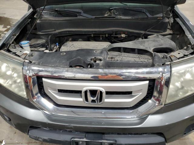 5FNYF4H24BB007665 - 2011 HONDA PILOT LX GRAY photo 12