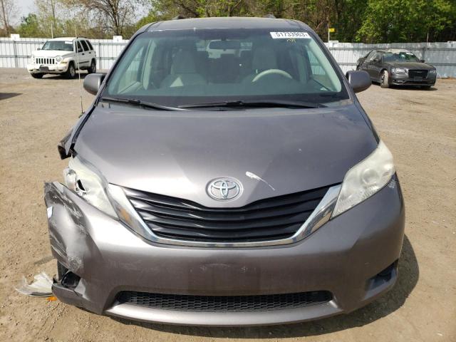 5TDKA3DC0BS005372 - 2011 TOYOTA SIENNA BASE GRAY photo 5