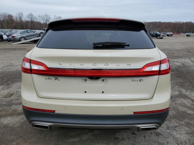 2LMPJ8LR7JBL49211 - 2018 LINCOLN MKX RESERVE Կրեմագույն լուսանկար 6
