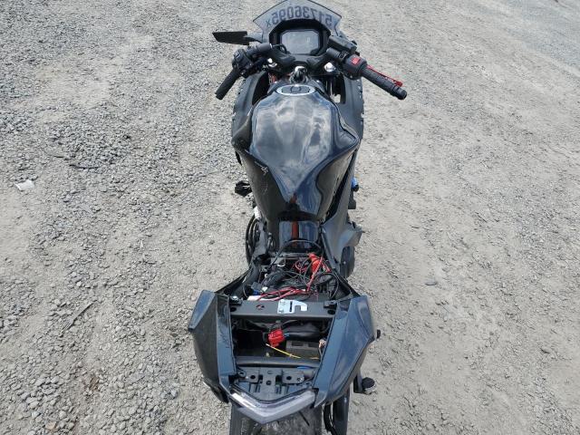 ML5EXER15SDAD8788 - 2025 KAWASAKI EX650 R Siyah fotoğraf 6