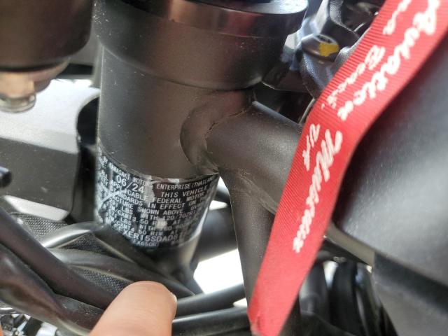 ML5EXER15SDAD8788 - 2025 KAWASAKI EX650 R Siyah fotoğraf 9