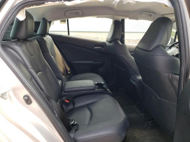 JTDKARFP7H3050516 - 2017 TOYOTA PRIUS PRIM 银色 照片 10